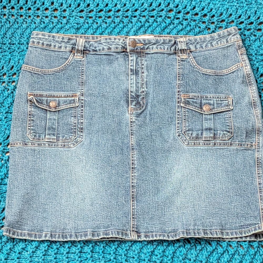 Mint Condition Old Navy Women's Blue Denim Mini Skirt Size 20